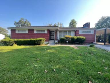 Main picture of 3814 Mark Twain Cir