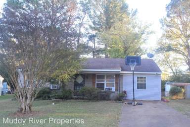 Main picture of 3035 Briarwood Dr