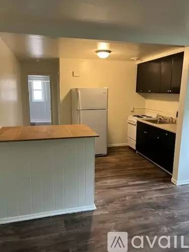 Main picture of 2986 Woodrow Ave