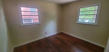 Main picture of 1819 Grove St
