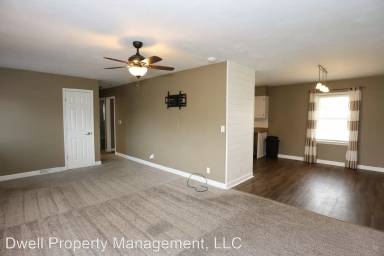 Main picture of 1008 S Center St