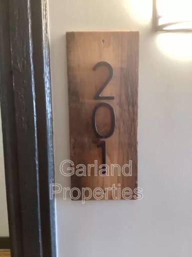Main picture of 73 W Main St