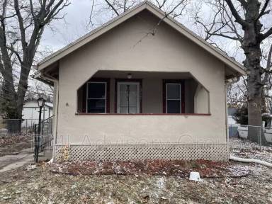 Main picture of 1217 SW Medford Ave