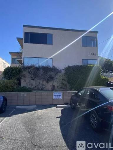 Main picture of 3444 S Centinela Ave