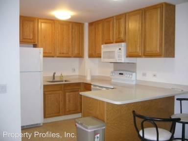 Main picture of 2474 Kapiolani Blvd