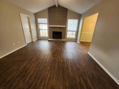 Main picture of 2306 Chelsea Dr