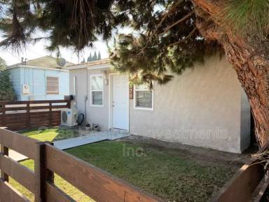 Main picture of 4570 W 162nd St