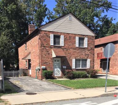 Main picture of 913 Chestnut St