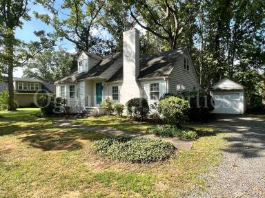 Main picture of 611 Ransom Rd