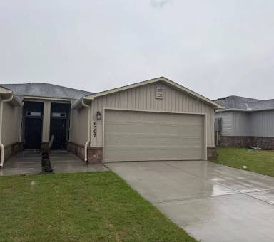 Main picture of 6507 NW Vandergriff St