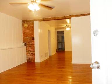 Main picture of 321 S 3rd St