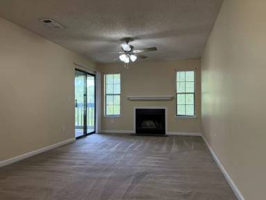 Main picture of 1103 Greentree Crt Tallahassee, FL 32304