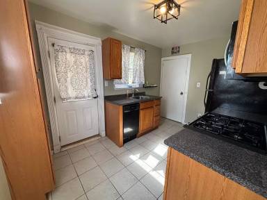 Main picture of 6478 2nd Ave