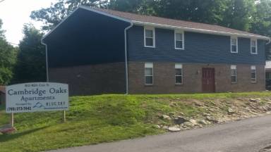 Main picture of 820 Oak St