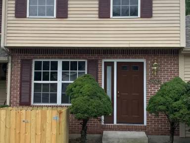 Main picture of 1004 Rebecca St