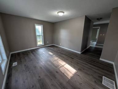 Main picture of 1700 NW Polk St