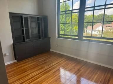 Main picture of 308 E Corning St