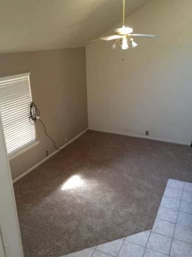 Main picture of 947 Navidad St