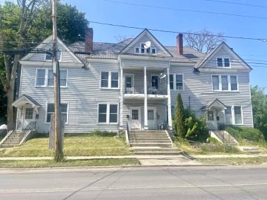Main picture of 4 Madison St