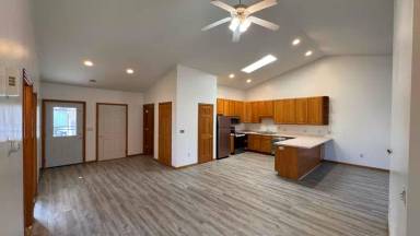 Main picture of 1840 4th Ave
