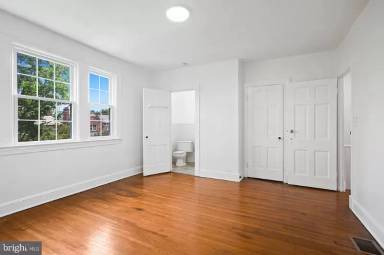 Main picture of 1376 Sheridan St NW