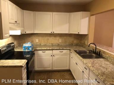 Main picture of 1307 W Cherry Ave