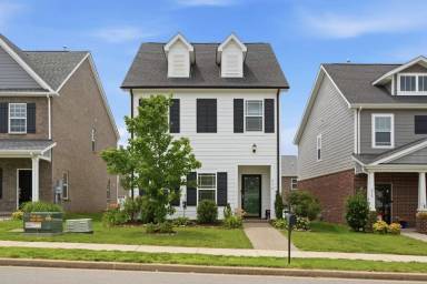 Main picture of 313 Cloverbrook Way