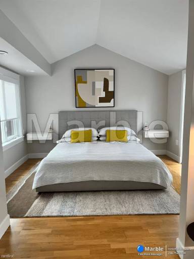 Main picture of 126 10th Ave