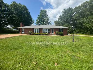 Main picture of 388 E Noel Dr