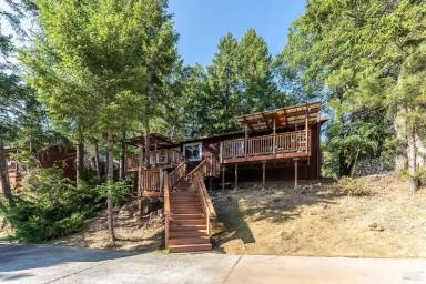 Main picture of 1608 Daphne Dr