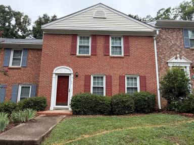 Main picture of 103 Wenwood Cir