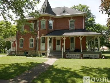 Main picture of 2 East St