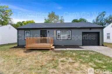 Main picture of 11317 W 67th St