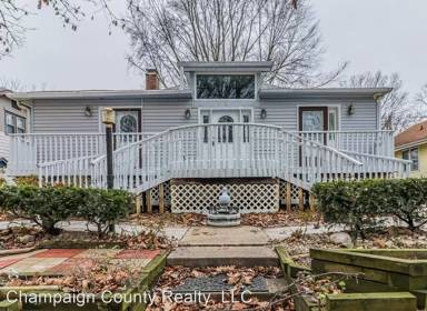 Main picture of 805 N Coler Ave