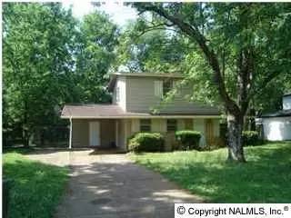 Main picture of 412 Marguerite Dr NW