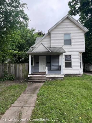 Main picture of 755 Turner Ave NW