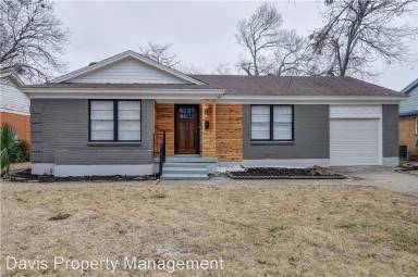 Main picture of 2718 Province Ln