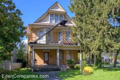 Main picture of 304 Transylvania Park