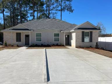 Main picture of 217 Hoover Dr