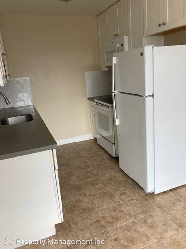 Main picture of 740 Monterey Blvd