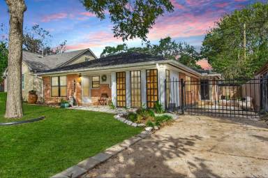 Main picture of 6601 Sylvan Rd