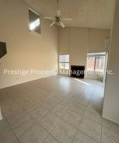 Main picture of 2966 W Yorkshire St