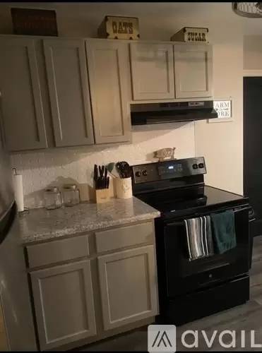 Main picture of 2575 Sparr Ln