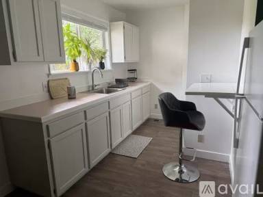 Main picture of 14332 NE Alton Ct