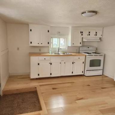 Main picture of 41 Crescent St