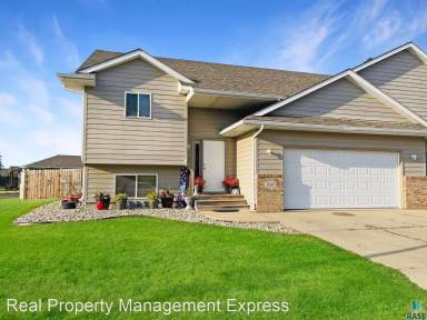 Main picture of 3610 W Hughes Pl