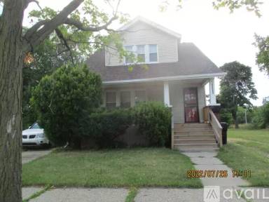Main picture of 19989 Cameron St