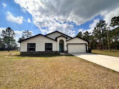 Main picture of 19300 Majestic St