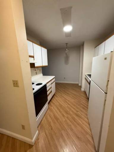 Main picture of 1508 Highway 1 E