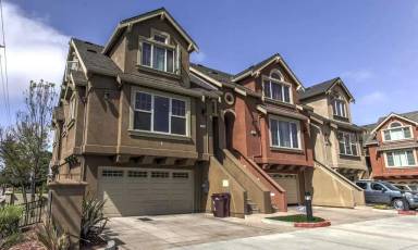 Main picture of 15375 Bay Port Ct